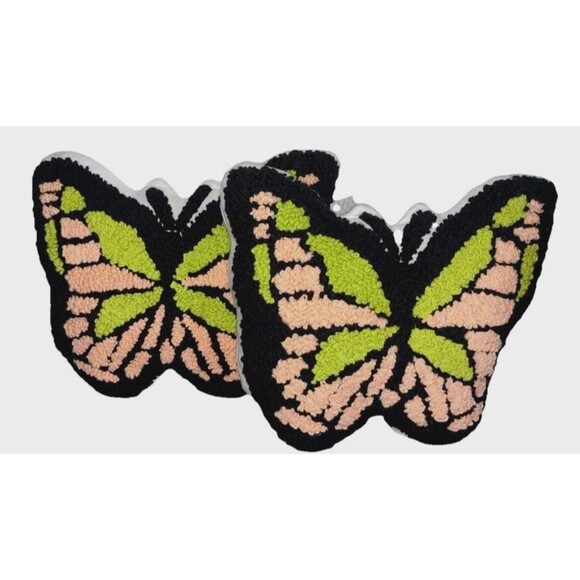 Set of 2 Monarch Butterfly Accent Pillows | 18x17 | New with Tags - Picture 2 of 4